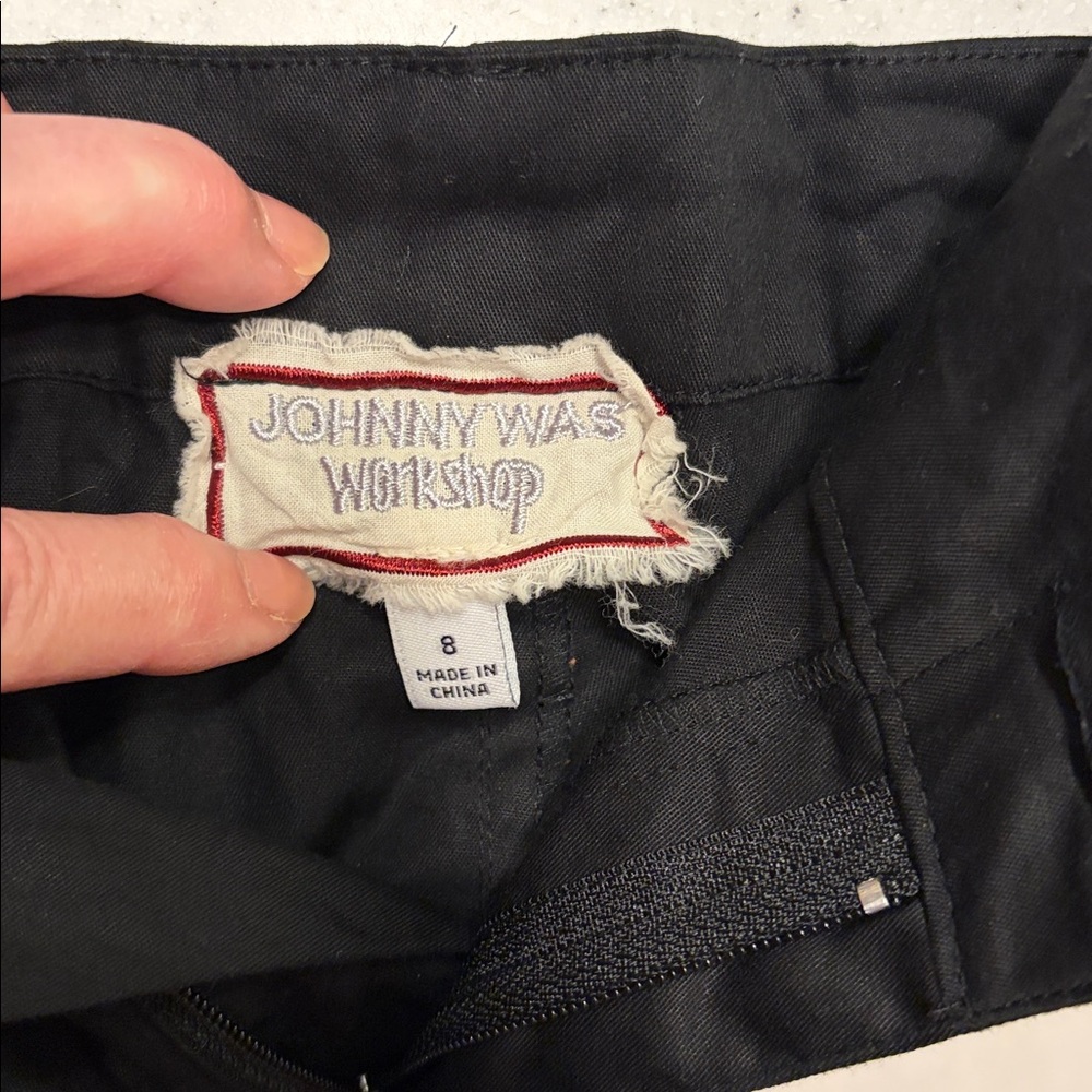 Johnny Was Black Embroidered Ankle Pants with Multicolor Floral Motifs - Picture 8 of 9